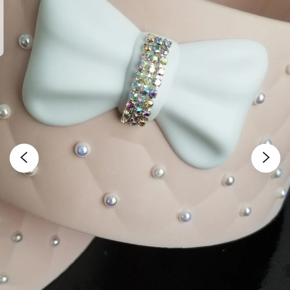 Pink bling pearl pet bowls